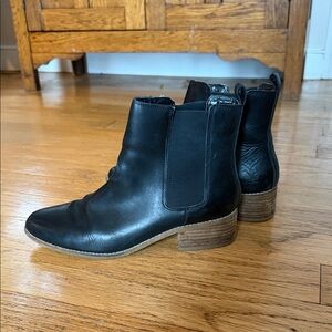 GAP Black Leather Ankle Booties